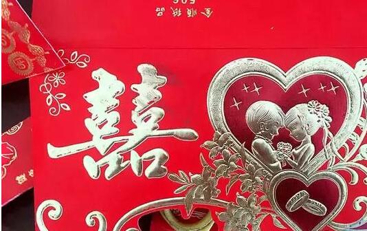 湛江一男子竟收到同一天的请帖10多张