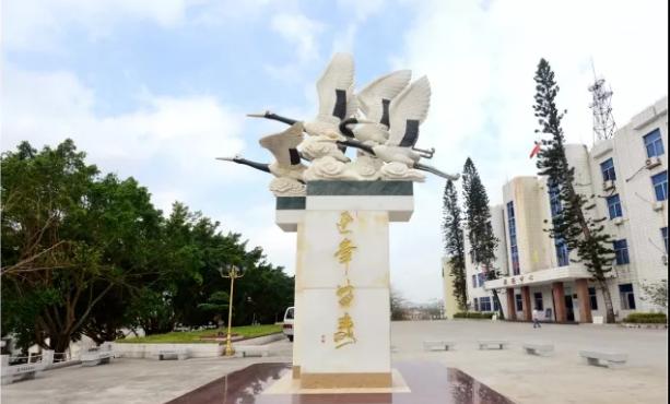 2020想去中国湛江旅游的景点：鹤地水库，乌石镇，谢鞋山，吉兆湾